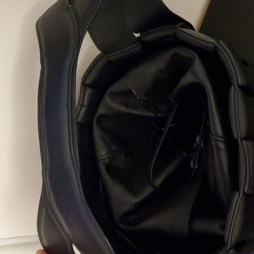 Falor Woven Leather Bucket Bag - Picture 13 of 13